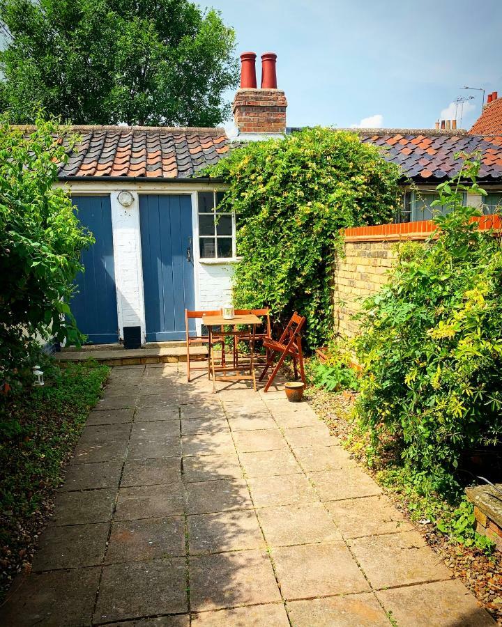 Sweet & Cosy 10 Bridewell Cottage With Parking Available Upon Request Bury St. Edmunds Exterior foto
